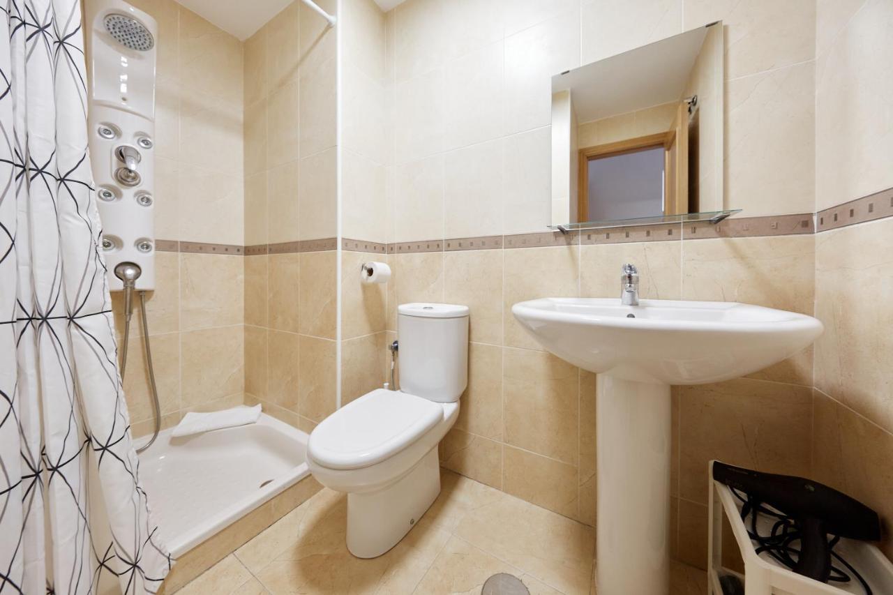 Apartamentos Wayteko Alicante Buitenkant foto