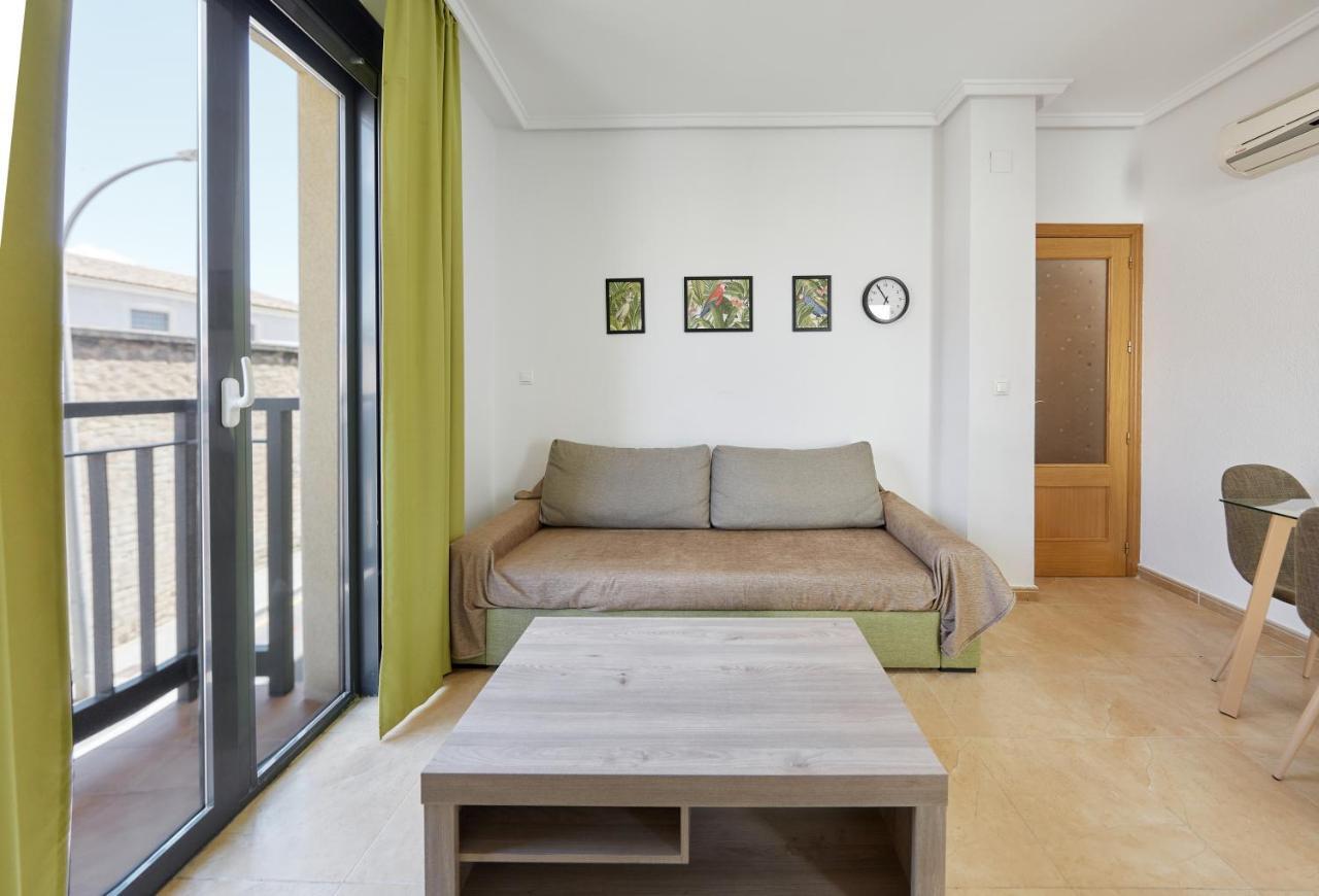 Apartamentos Wayteko Alicante Buitenkant foto
