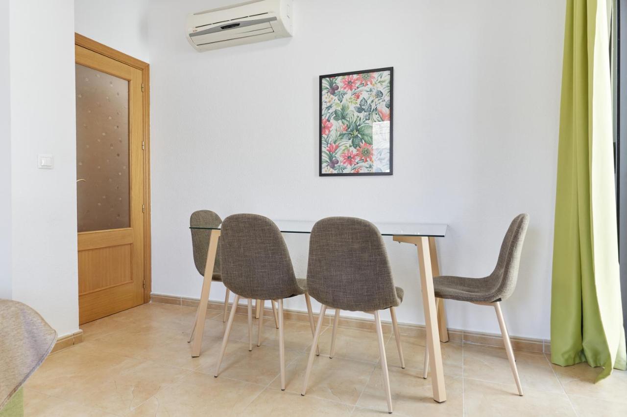 Apartamentos Wayteko Alicante Buitenkant foto